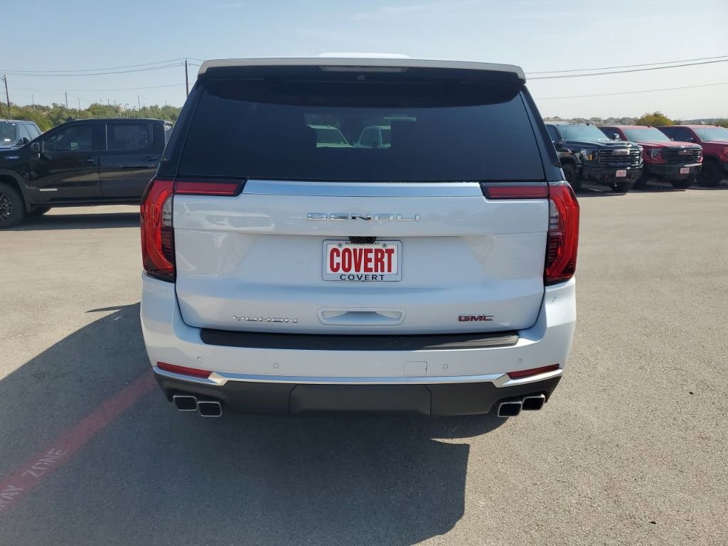 New 2026 GMC Yukon Denali image 8