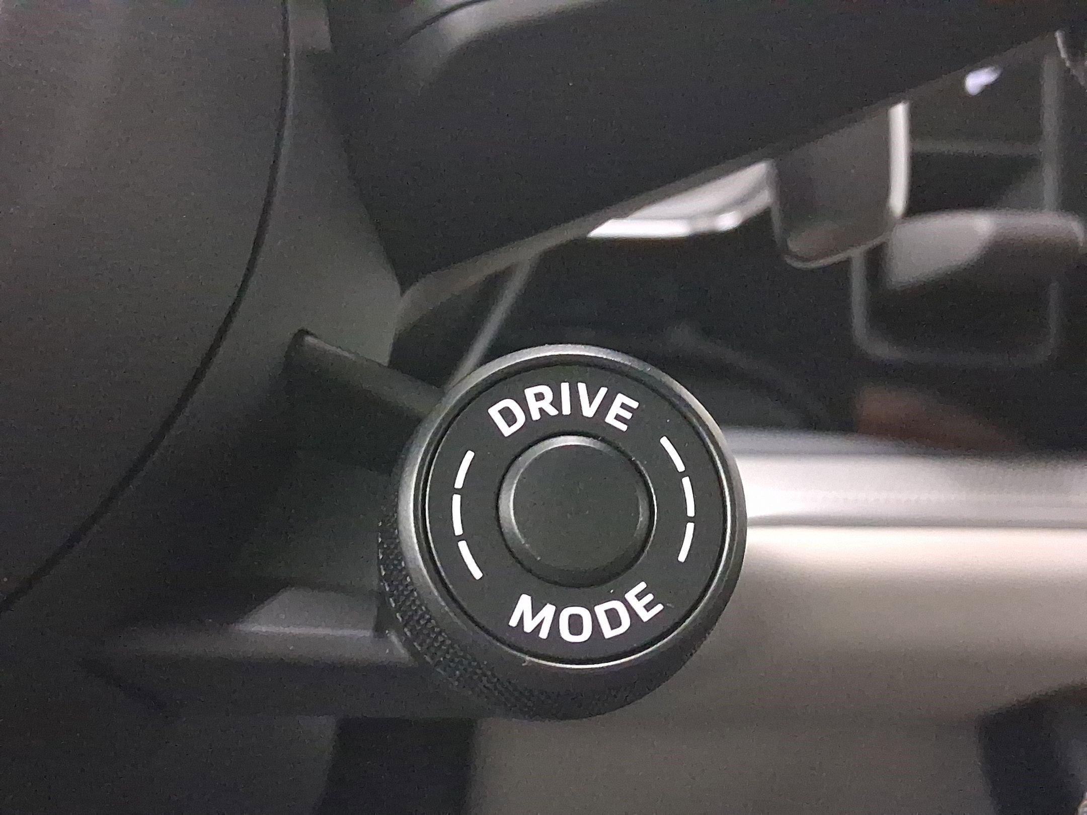 New 2026 Porsche Cayenne S image 19