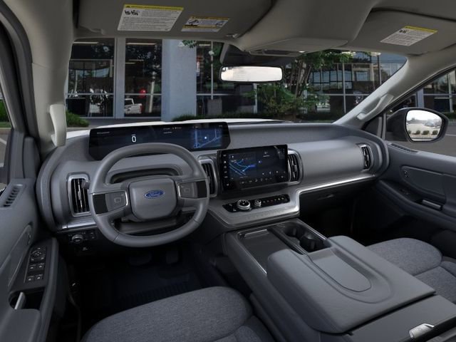 New 2026 Ford Expedition Active AWD/4WD image 9