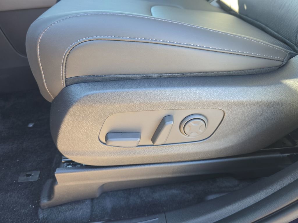 New 2026 Kia Carnival EX image 21