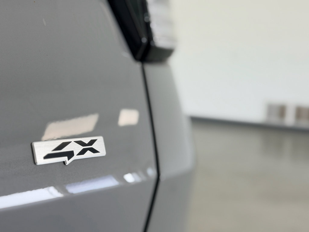 Used 2024 Kia Sportage SX image 38