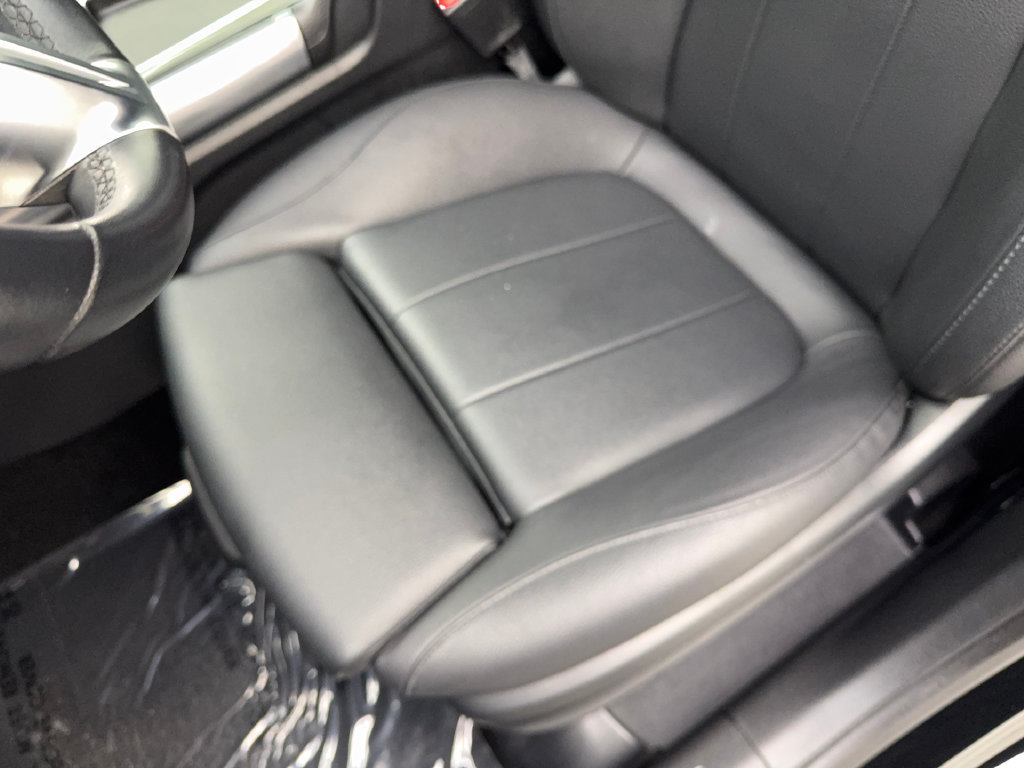 Used 2025 Mercedes-Benz GLA 250 image 29