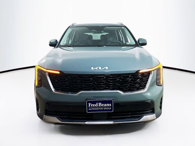Used 2025 Kia Sorento EX image 2