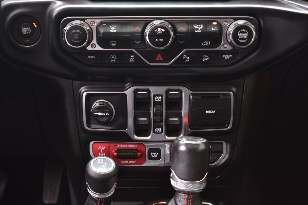 Used 2020 Jeep Wrangler Unlimited Rubicon AWD/4WD image 36