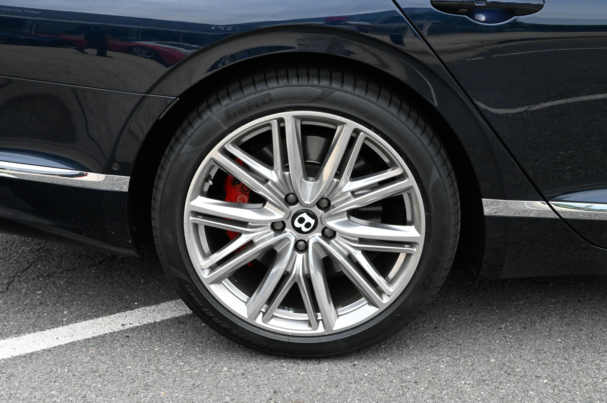 Used 2022 Bentley Flying Spur V8 AWD/4WD image 11