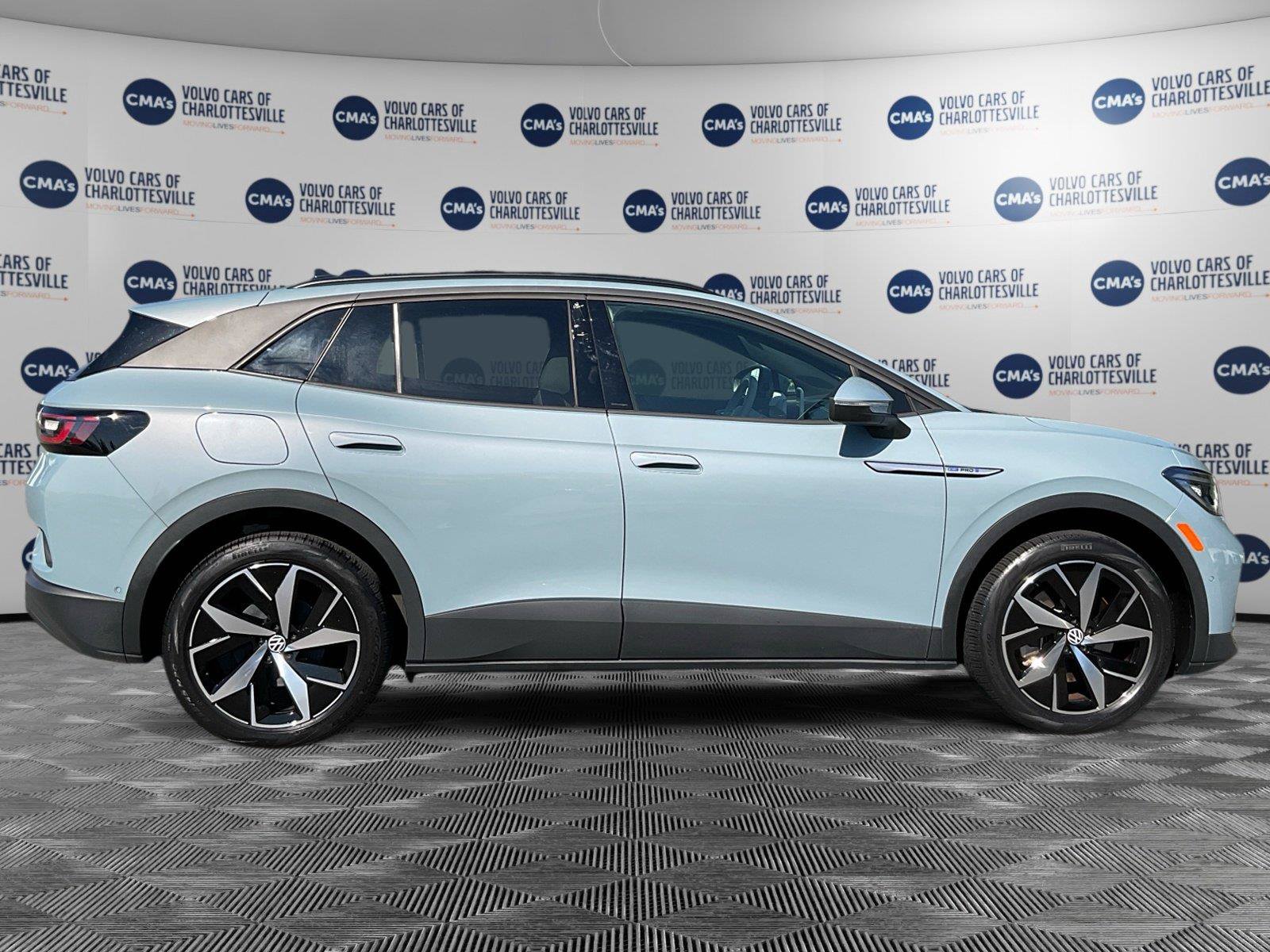 Used 2023 Volkswagen ID.4 Pro S AWD/4WD image 6