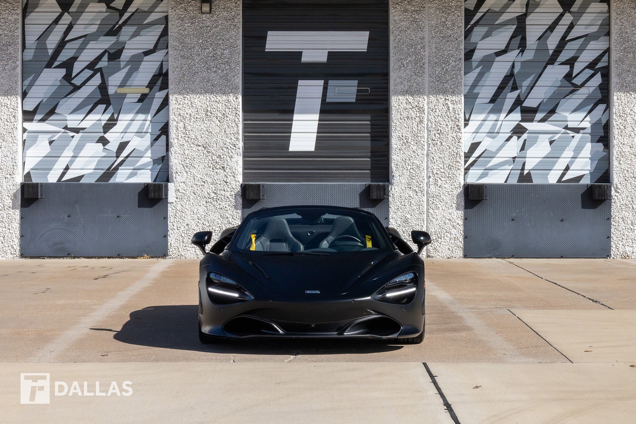 Used 2022 McLaren 720S Luxury image 3