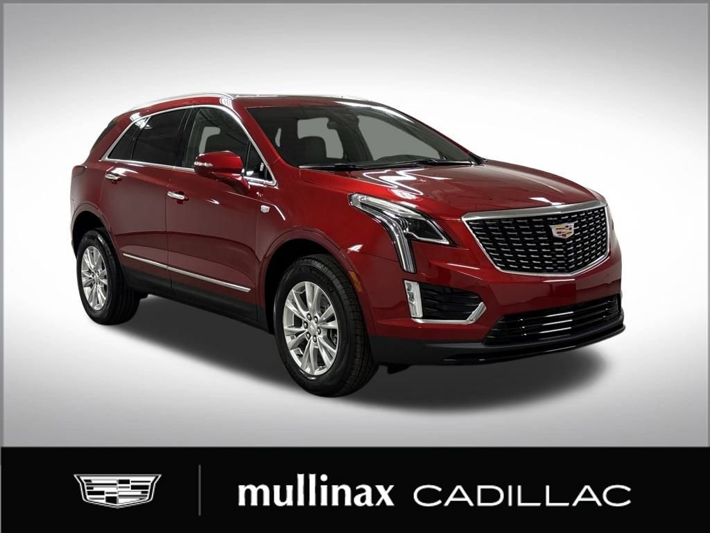 New 2026 Cadillac XT5 Luxury w/ LPO, Floor Liner Package