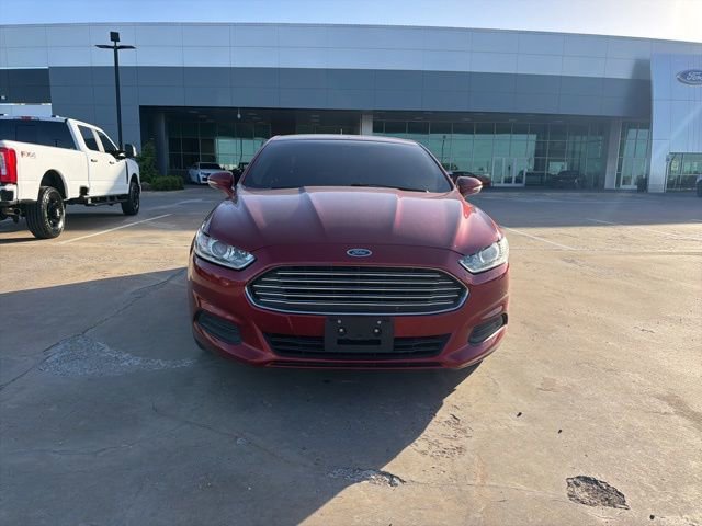 Used 2016 Ford Fusion SE FWD image 3