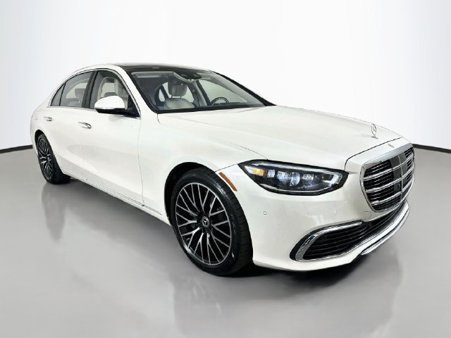 Used 2021 Mercedes-Benz S 580 4MATIC Sedan image 3