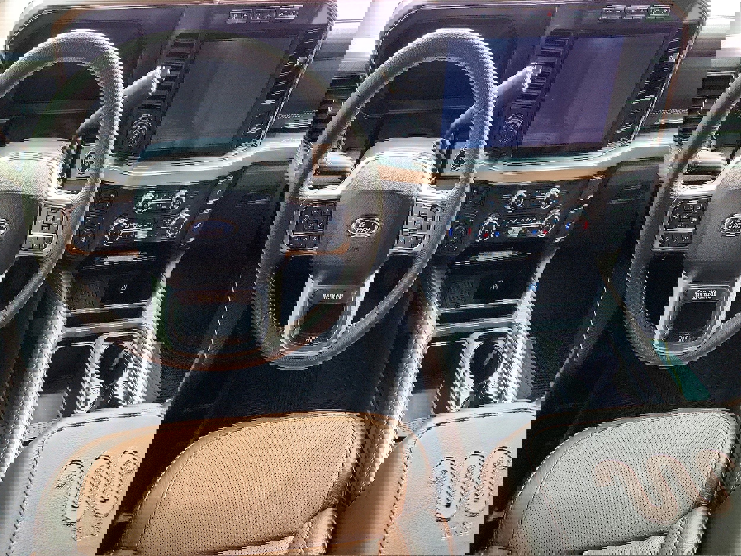 Used 2024 Ford F250 King Ranch image 12