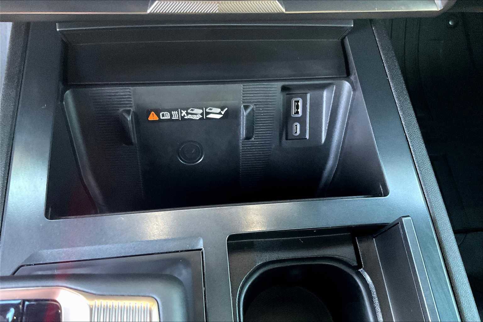 Used 2025 GMC Hummer EV 2X image 37