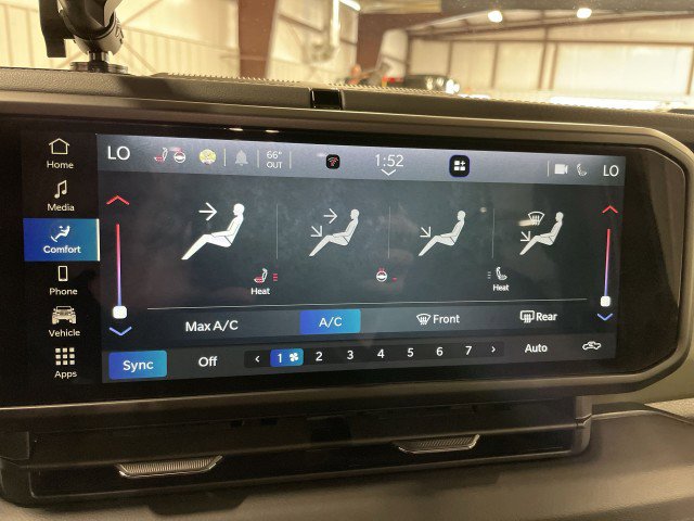 Used 2024 Jeep Gladiator Mojave w/ Convenience Group image 21