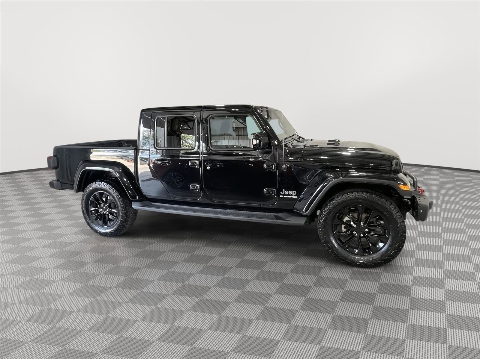 Used 2022 Jeep Gladiator Overland image 6