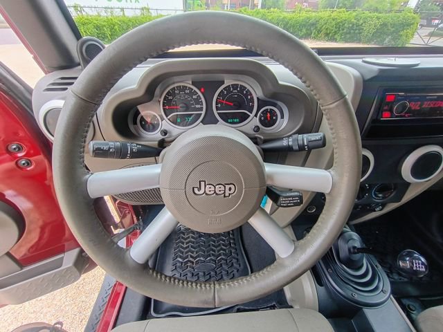 Used 2008 Jeep Wrangler Sahara AWD/4WD image 31