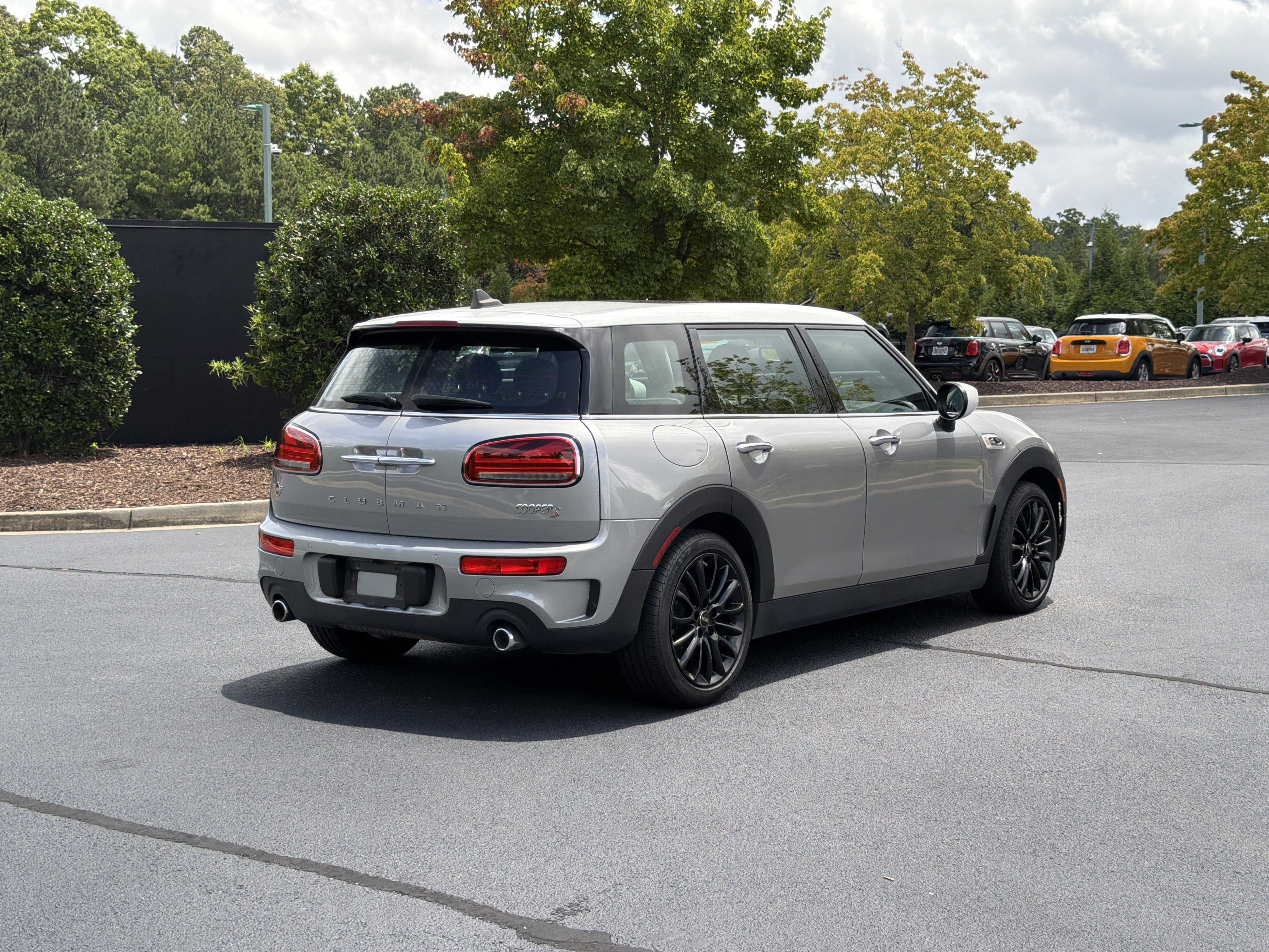 Used 2024 MINI Cooper Clubman S FWD image 3