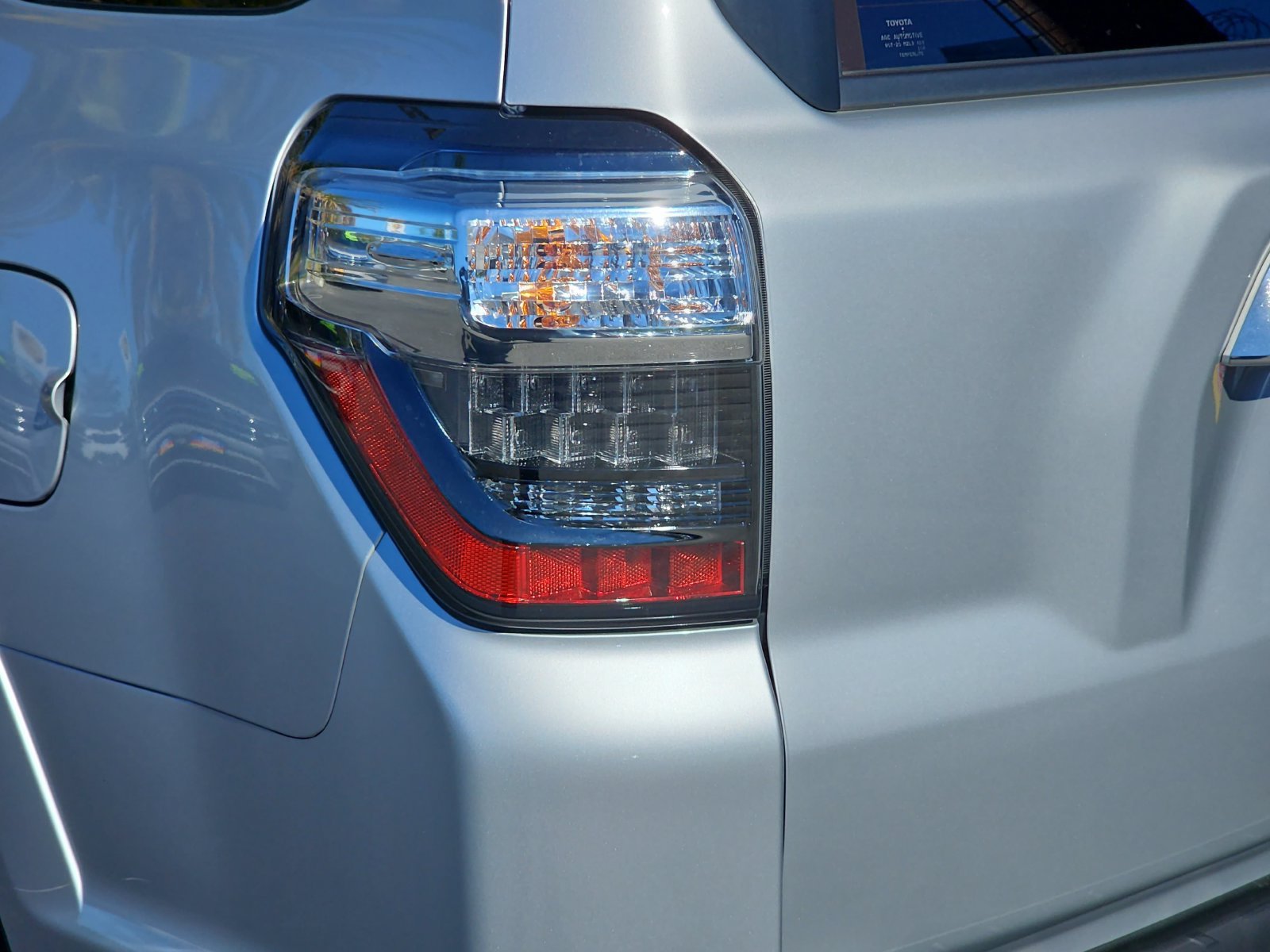 Used 2024 Toyota 4Runner Limited AWD/4WD image 37