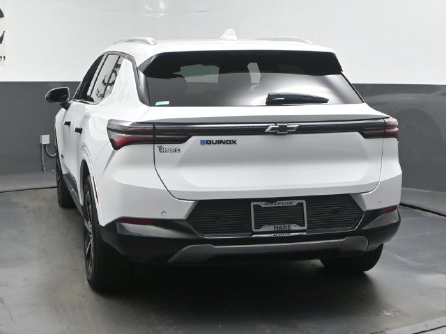 Certified 2024 Chevrolet Equinox EV LT w/ LPO, All-Weather Mat Package FWD image 39