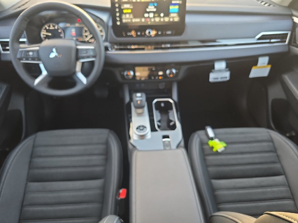 New 2026 Mitsubishi Outlander SE AWD/4WD image 21