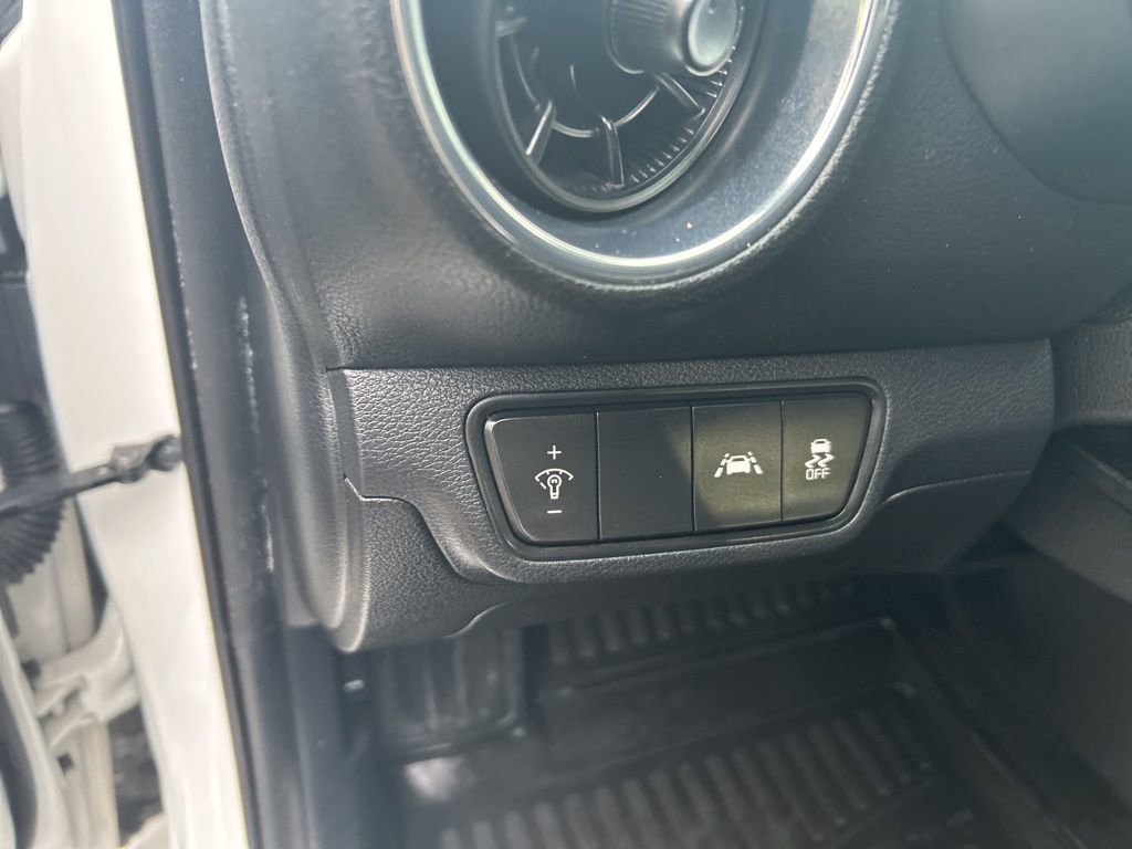 Used 2019 Kia Forte S w/ S Premium Package image 21