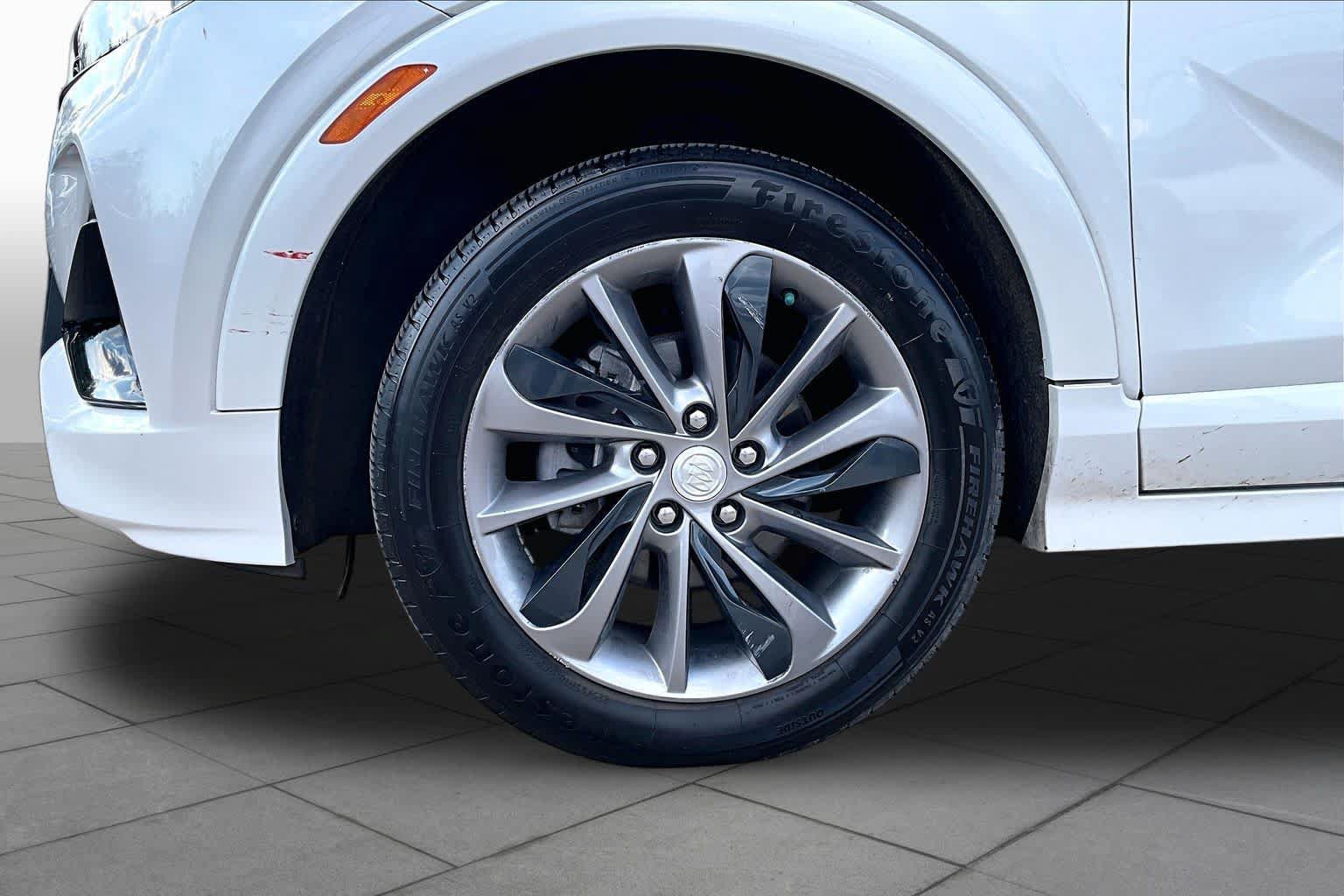 Used 2021 Buick Encore GX Select w/ Sport Touring Package FWD image 11