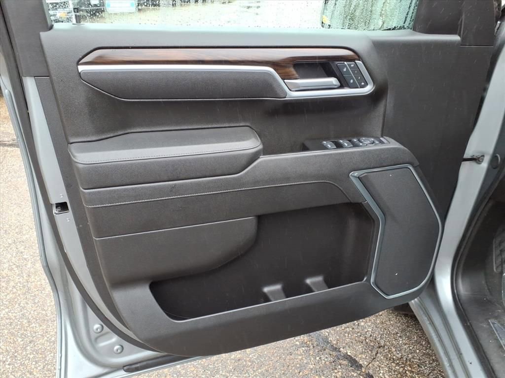 Used 2025 GMC Sierra 1500 SLT image 20