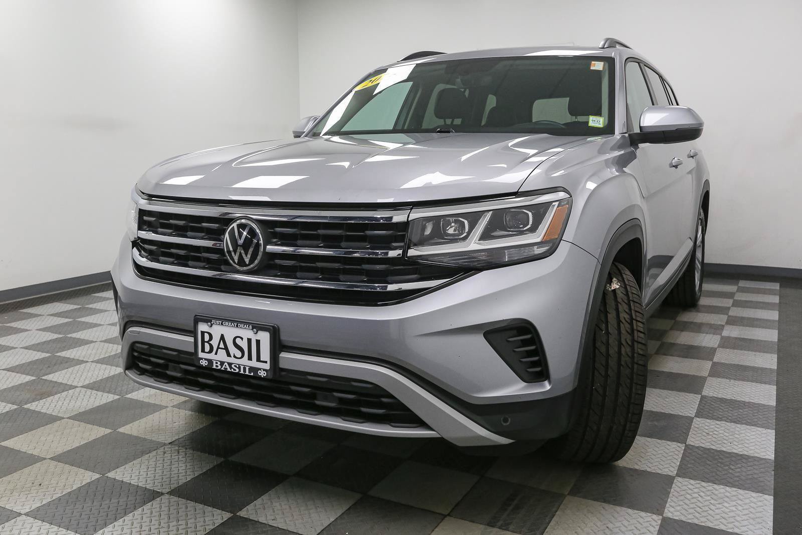 Used 2022 Volkswagen Atlas SE AWD/4WD image 4