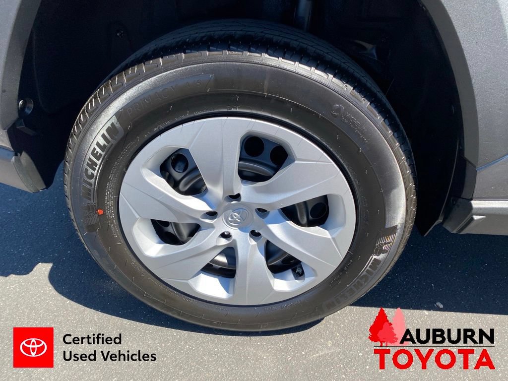 Certified 2025 Toyota RAV4 LE FWD image 4