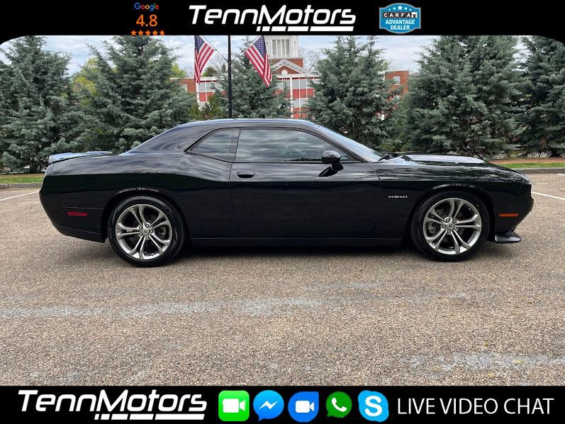 Used 2022 Dodge Challenger R/T RWD image 2