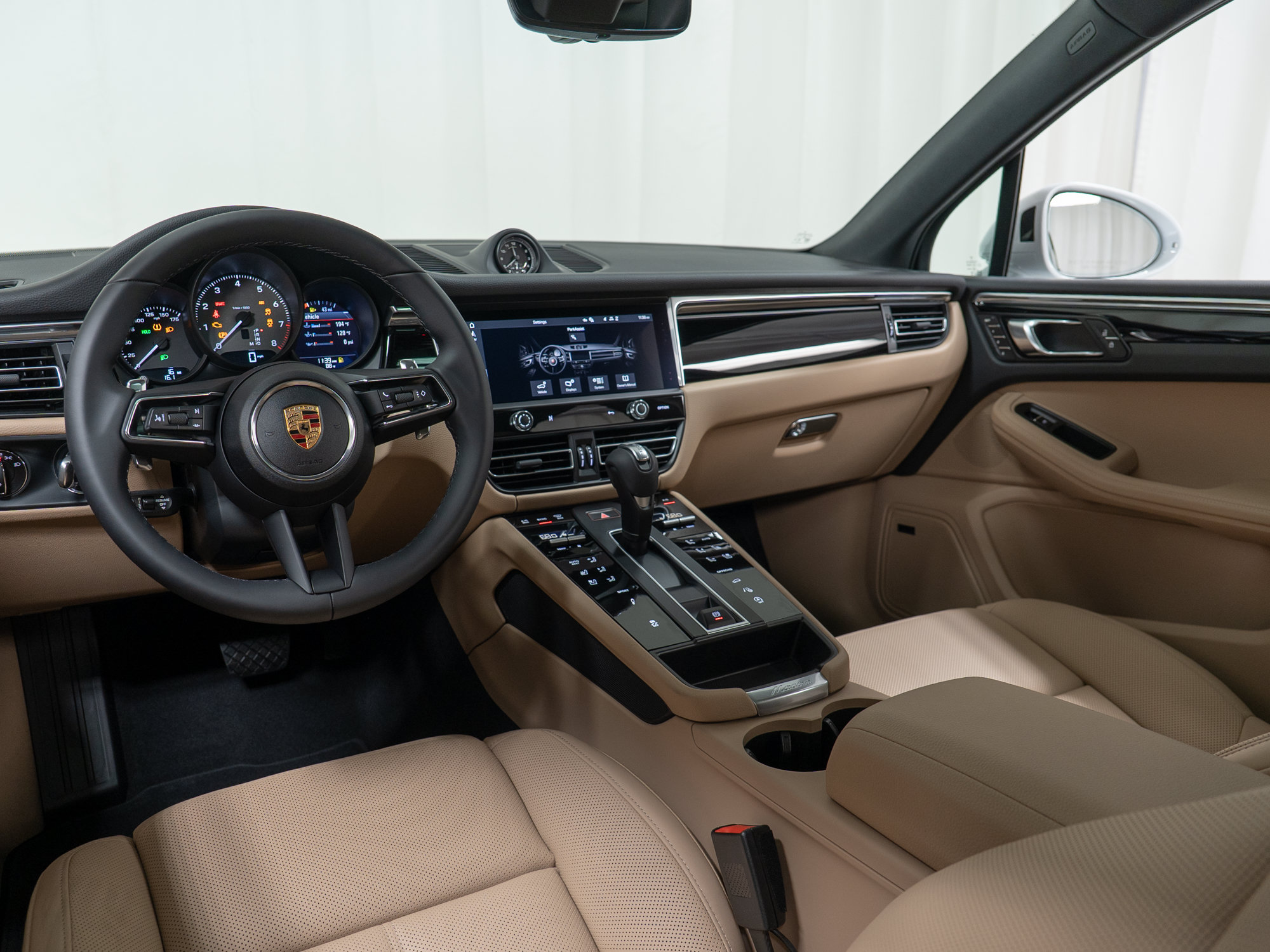 New 2026 Porsche Macan S AWD/4WD image 24