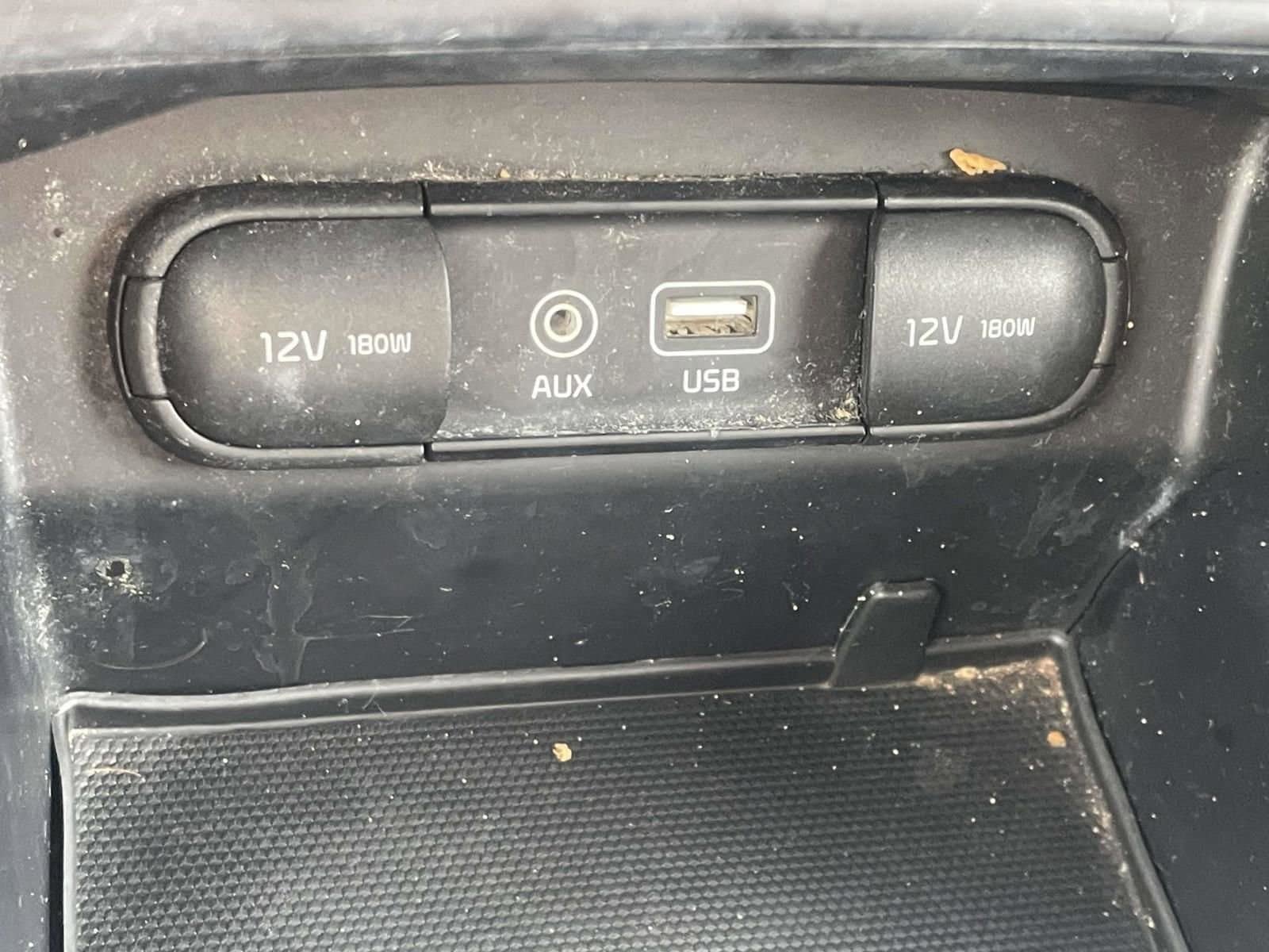 Used 2017 Kia Sorento L FWD image 17