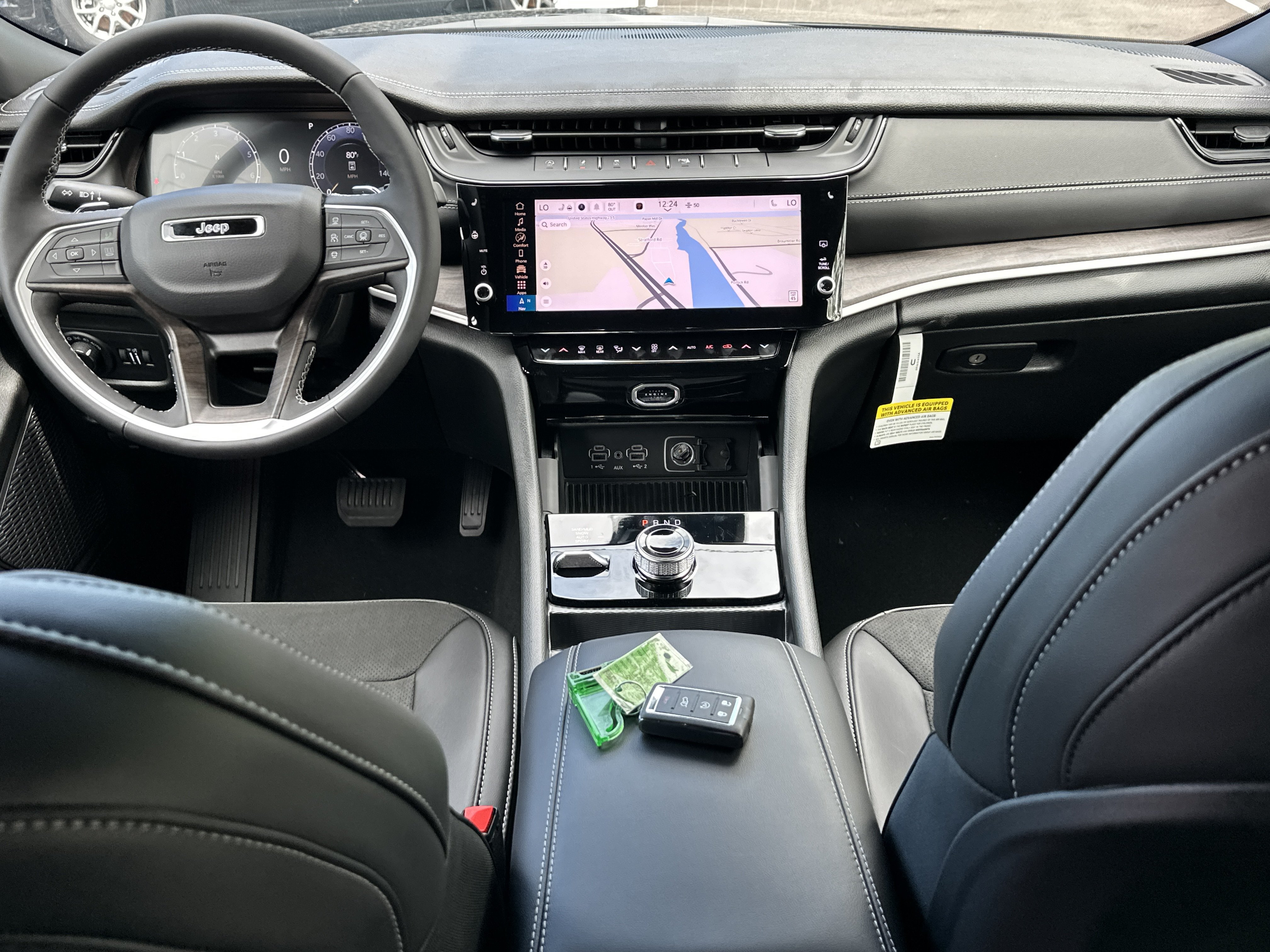 New 2026 Jeep Grand Cherokee Altitude AWD/4WD image 30