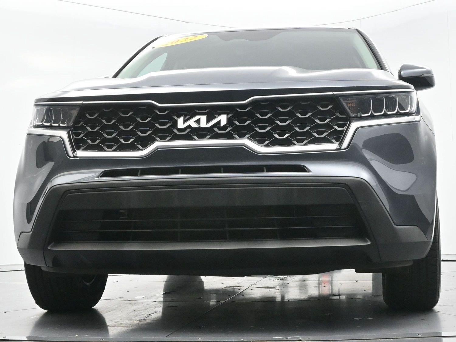Used 2022 Kia Sorento LX FWD image 40