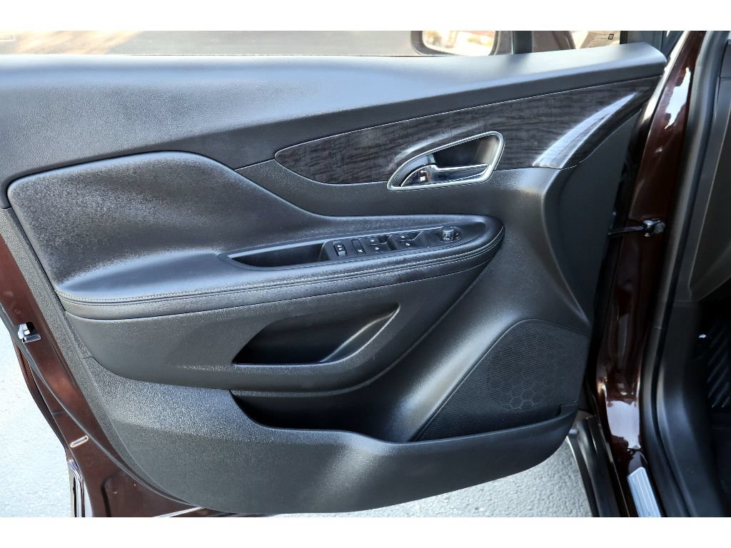 Used 2016 Buick Encore FWD image 19