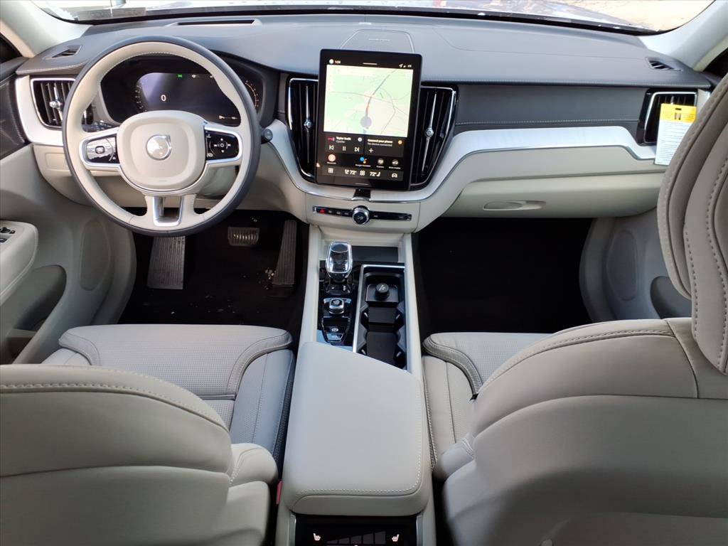 New 2026 Volvo XC60 B5 Ultra w/ Climate Package image 6