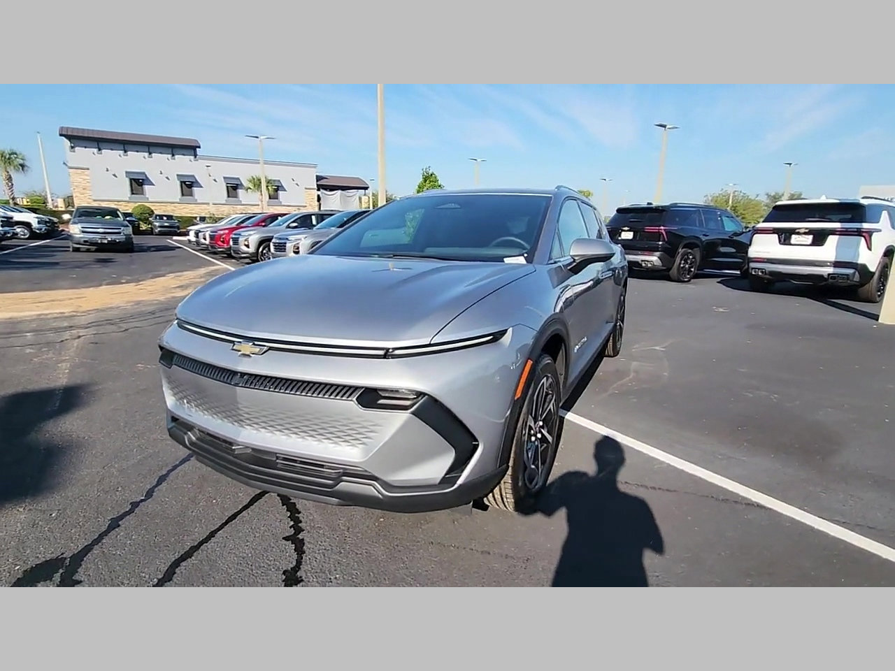 New 2026 Chevrolet Equinox EV LT image 25