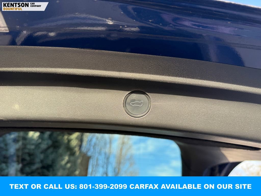 Used 2021 Tesla Model Y Long Range image 32