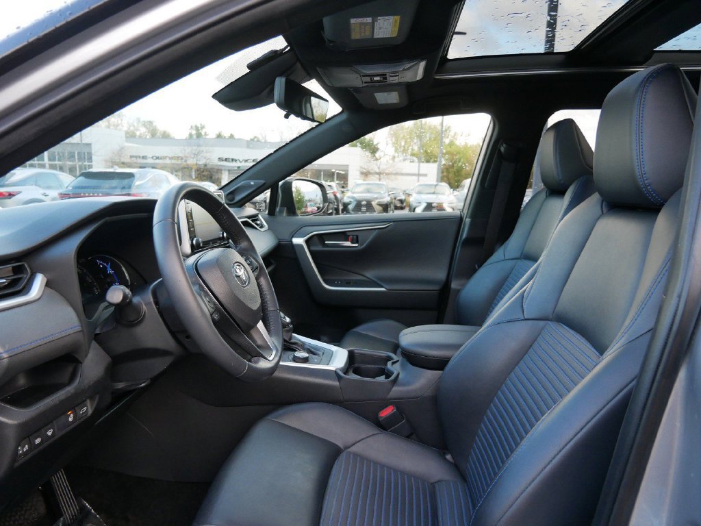 Used 2020 Toyota RAV4 XSE AWD/4WD image 9