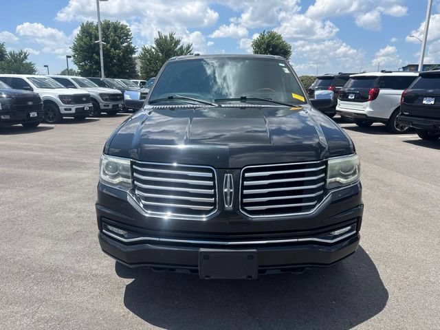Used 2015 Lincoln Navigator L 4WD image 2