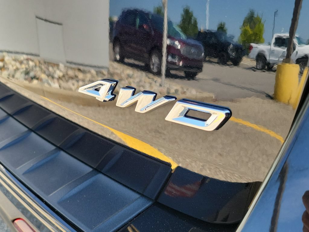 Used 2024 Ford Explorer ST-Line w/ Class IV Trailer Tow Package AWD/4WD image 6