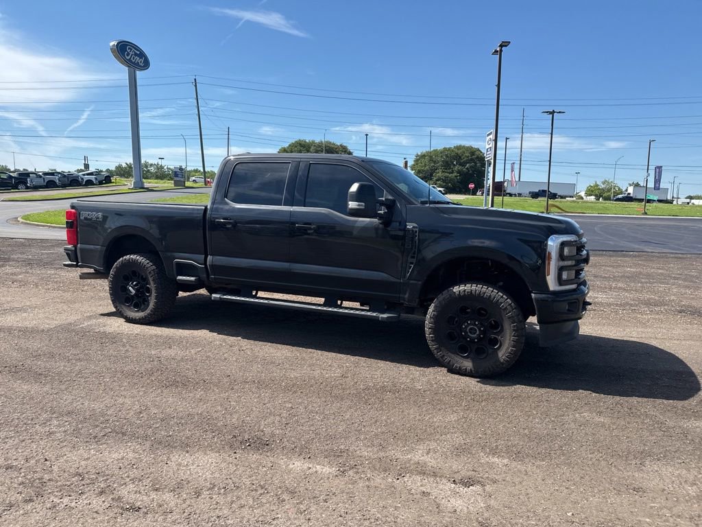 Used 2024 Ford F250 XLT w/ Black Appearance Package AWD/4WD image 16
