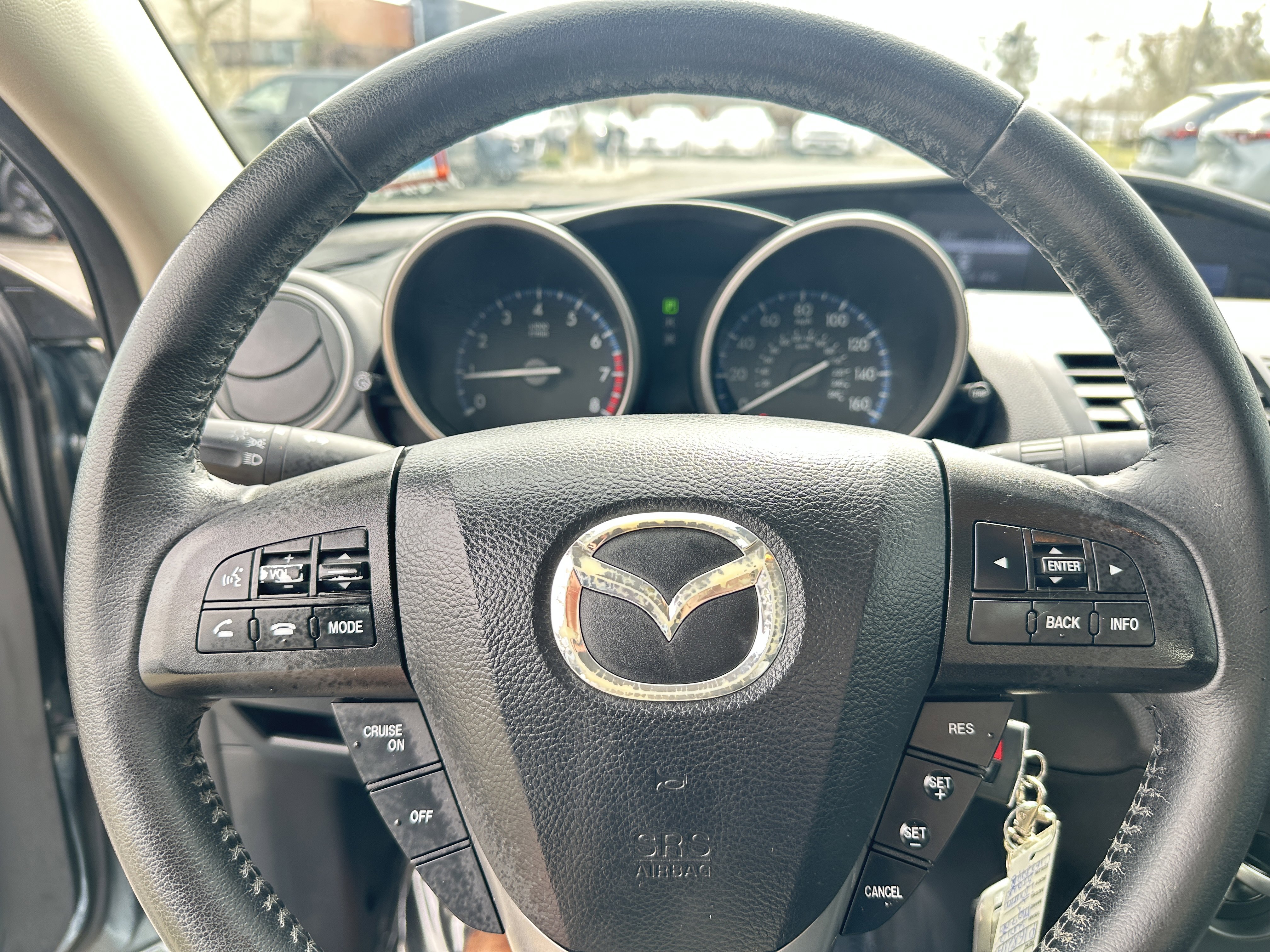 Used 2012 MAZDA MAZDA3 i Touring image 23