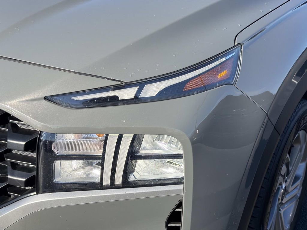 Used 2023 Hyundai Santa Fe SEL image 10