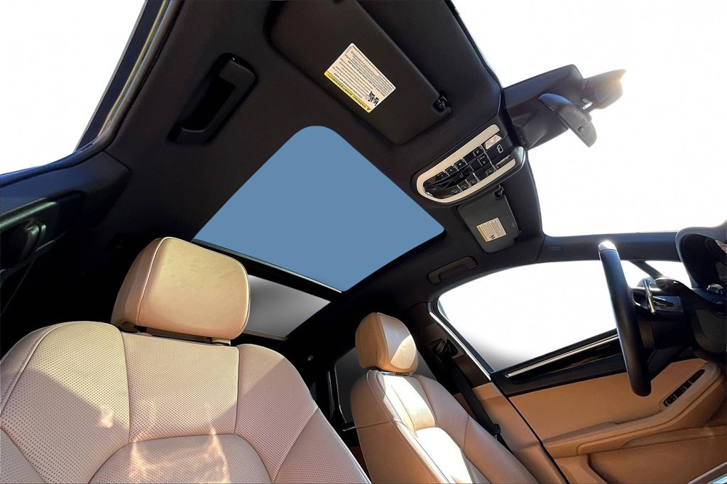 Used 2022 Porsche Macan image 27