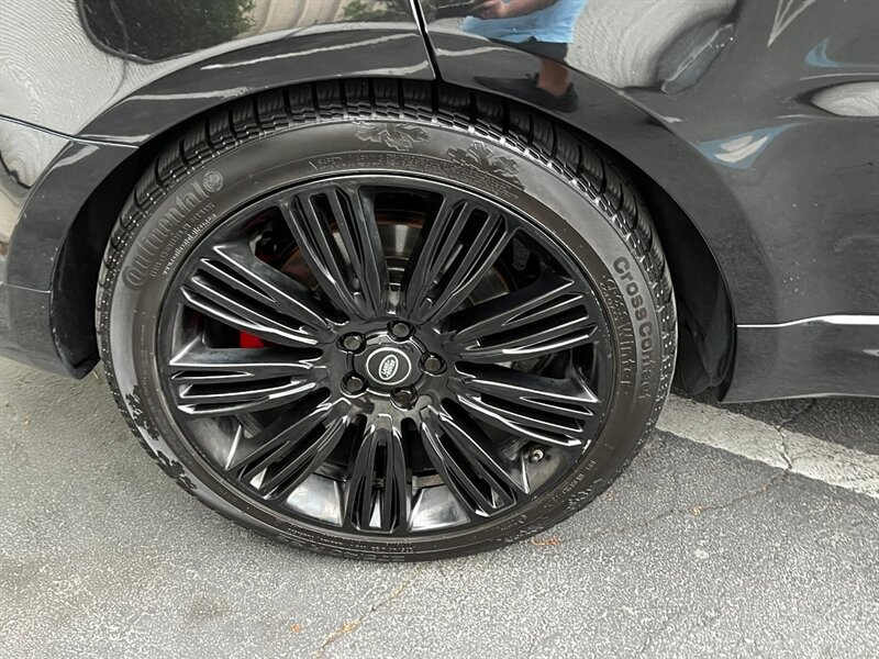 Used 2019 Land Rover Range Rover Sport Supercharged AWD/4WD image 13