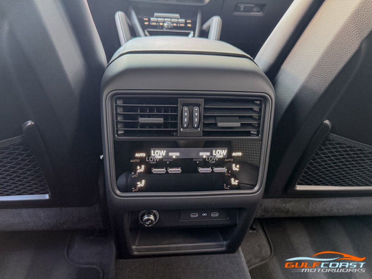 Used 2026 Porsche Cayenne GTS image 31