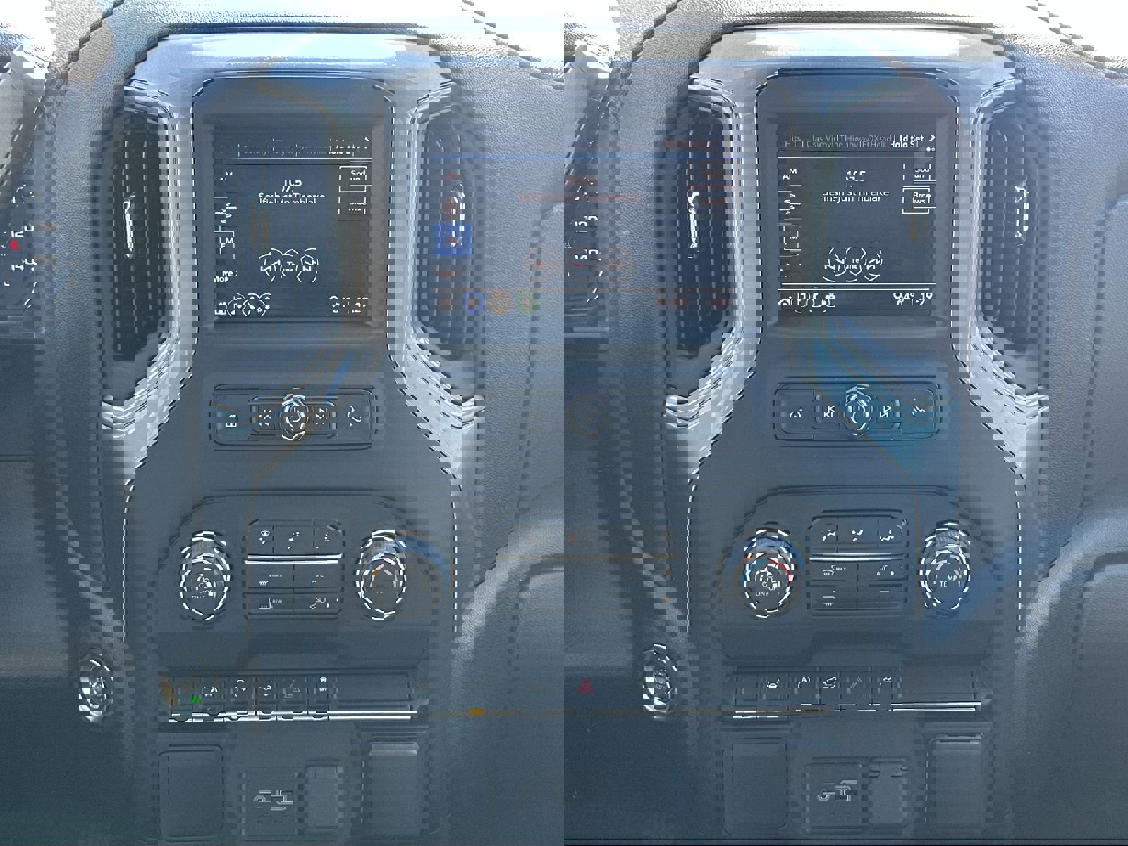 Certified 2024 Chevrolet Silverado 1500 Custom w/ Turbomax Blackout Package image 25