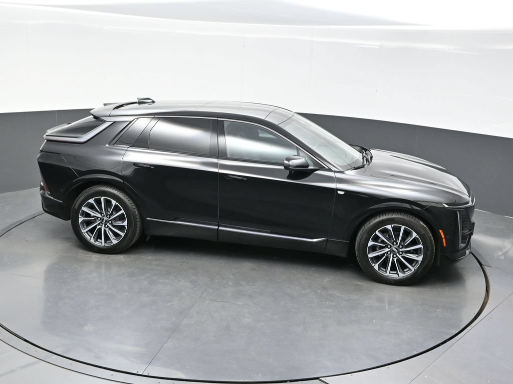 Certified 2024 Cadillac Lyriq Sport w/ LPO, Floor Liner Package AWD/4WD image 38