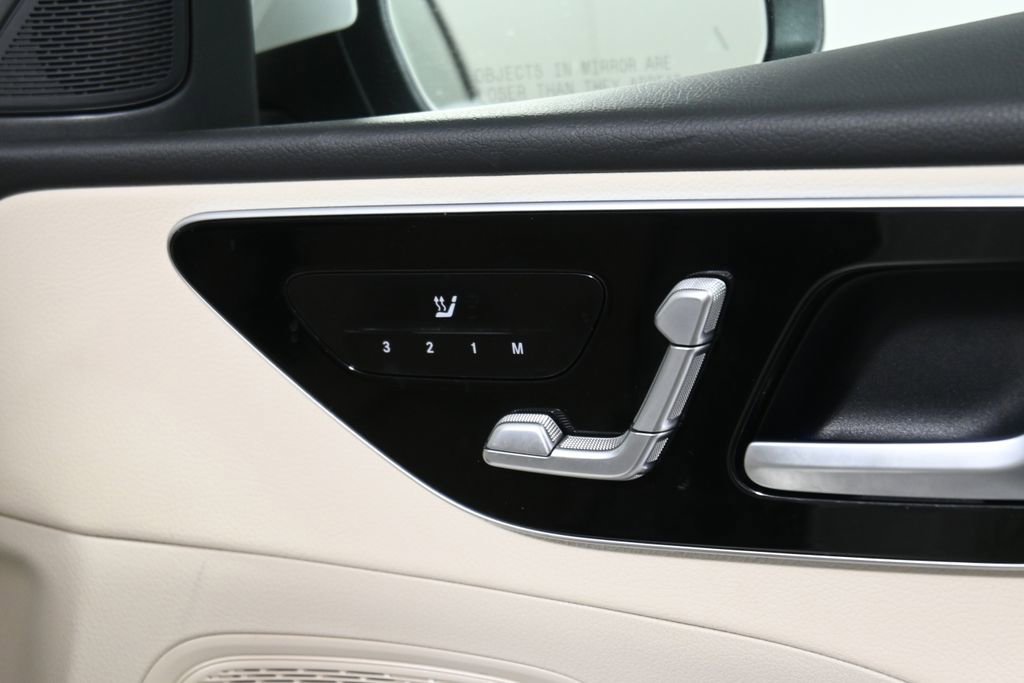 Used 2023 Mercedes-Benz C 300 4MATIC Sedan image 27