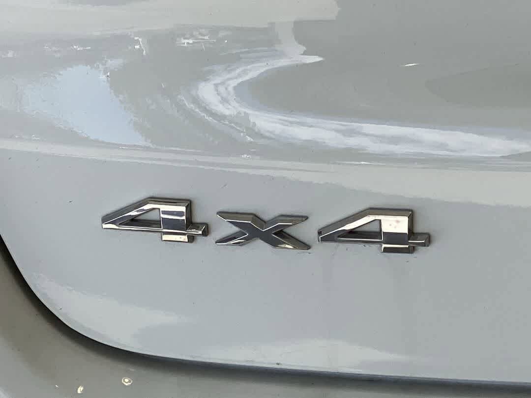 Used 2025 Jeep Compass Limited AWD/4WD image 11